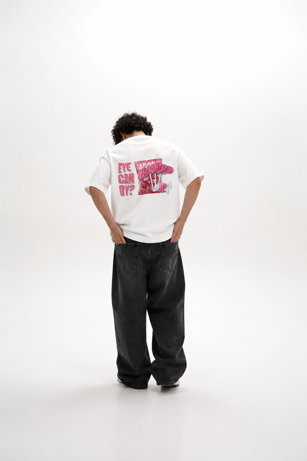 ADORA REGULAR FIT T-SHIRT "EYE CANDY?" (UNISEX)